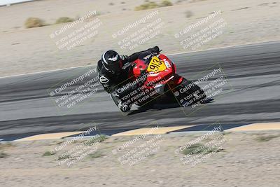 media/Oct-30-2025-Racers Edge (Thu) [[dabbdaf680]]/3-B Group/Session 3 (Turn 15 Inside)/